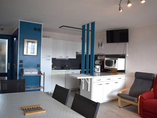 Appartement Font-Romeu-Odeillo-Via, 4 pièces, 8 personnes - FR-1-580-28