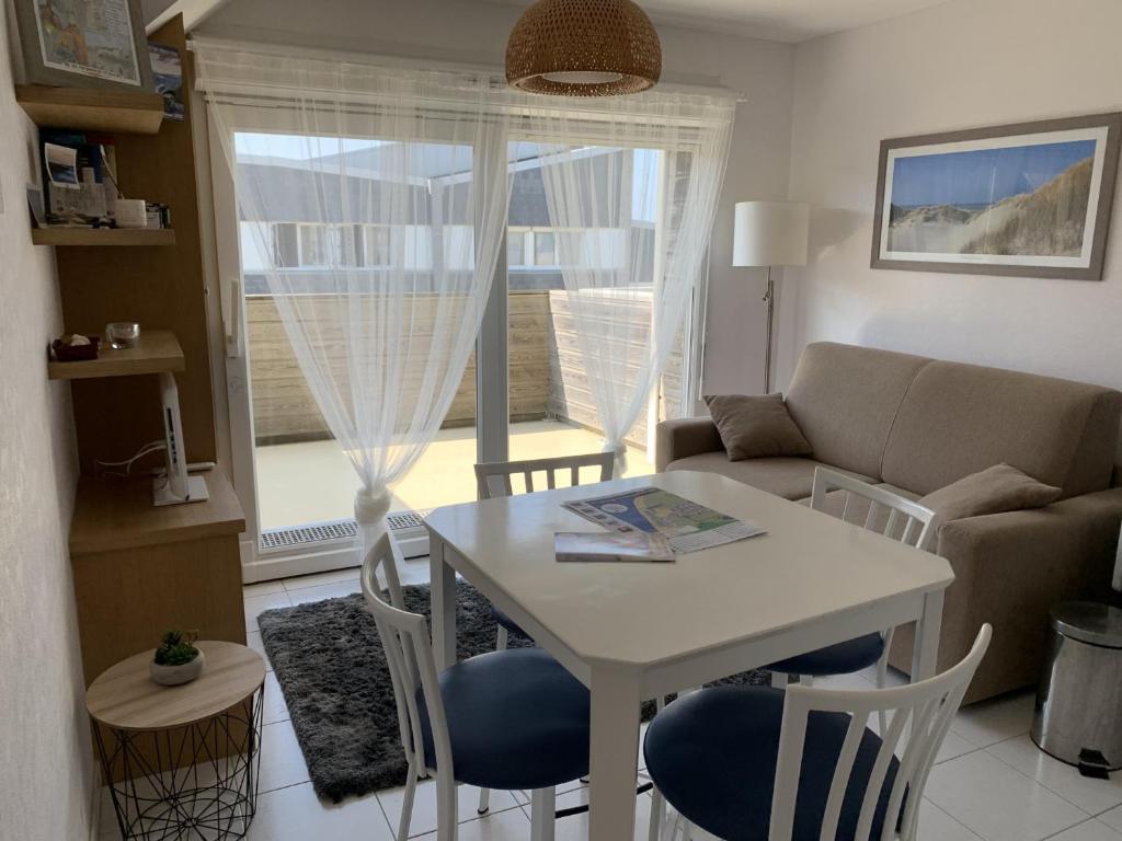 Appartement Appartement Fort-Mahon-Plage, 2 pièces, 4 personnes - FR-1-482-102 33 rue de la rafale 80120 Fort-Mahon-Plage