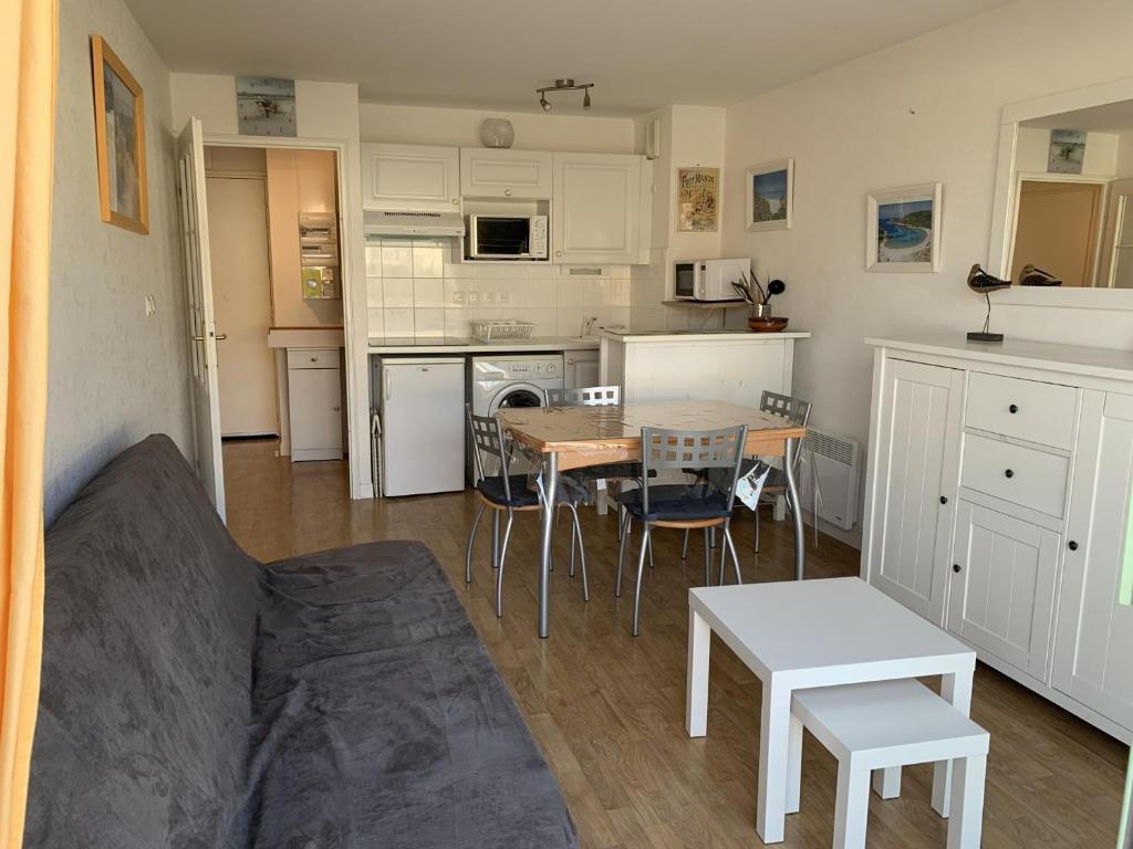 Appartement Fort-Mahon-Plage, 3 pièces, 4 personnes - FR-1-482-110 205, boulevard maritime sud, 80120 Fort-Mahon-Plage