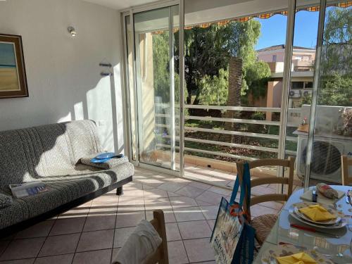 Appartement Fréjus, 2 pièces, 4 personnes - FR-1-226A-122