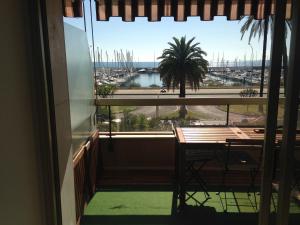Appartement Front de Mer avec Piscine