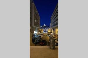Appartement front Vieux Port tout option jacuzzi