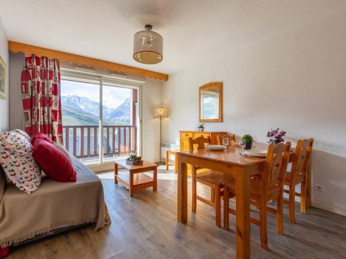 Appartement Germ, 2 pièces, 6 personnes - FR-1-695-21