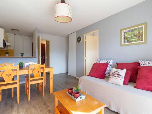 Appartement Germ, 2 pièces, 6 personnes - FR-1-695-21