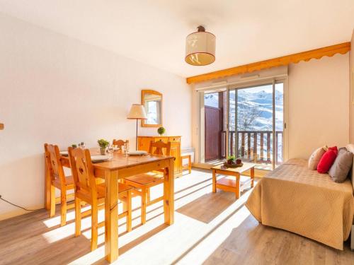 Appartement Germ, 2 pièces, 6 personnes - FR-1-695-24
