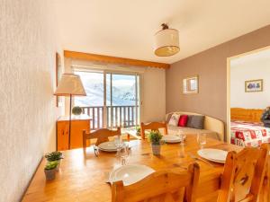 Appartement Germ, 2 pièces, 6 personnes - FR-1-695-24