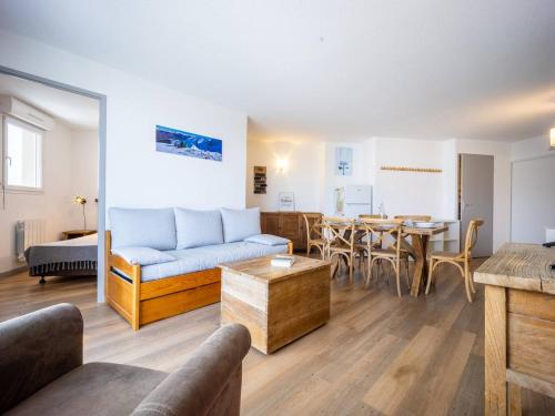 Appartement Germ, 3 pièces, 8 personnes - FR-1-695-19