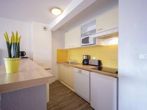 Appartement Germ, 4 pièces, 10 personnes - FR-1-695-1