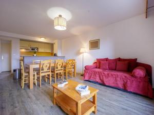 Appartement Germ, 4 pièces, 10 personnes - FR-1-695-18
