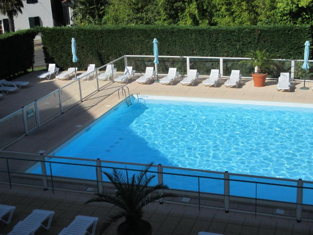 Appartement Appartement Golf et Nivelle avec piscine et parking 6. place William Sharp 64500 Ciboure