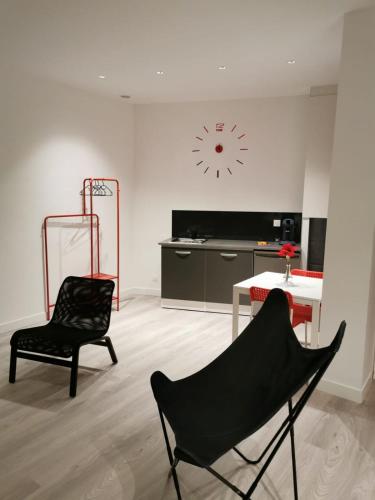 Appartement GRIS - LOVE SUITE - BALNEO-JACCUZI