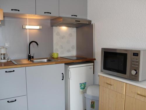 Appartement Gruissan, 1 pièce, 2 personnes - FR-1-229-106