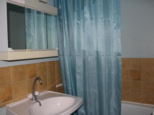 Appartement Gruissan, 1 pièce, 2 personnes - FR-1-229-106