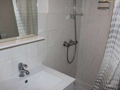 Appartement Gruissan, 1 pièce, 4 personnes - FR-1-229-69