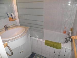 Appartement Gruissan, 1 pièce, 4 personnes - FR-1-229-71