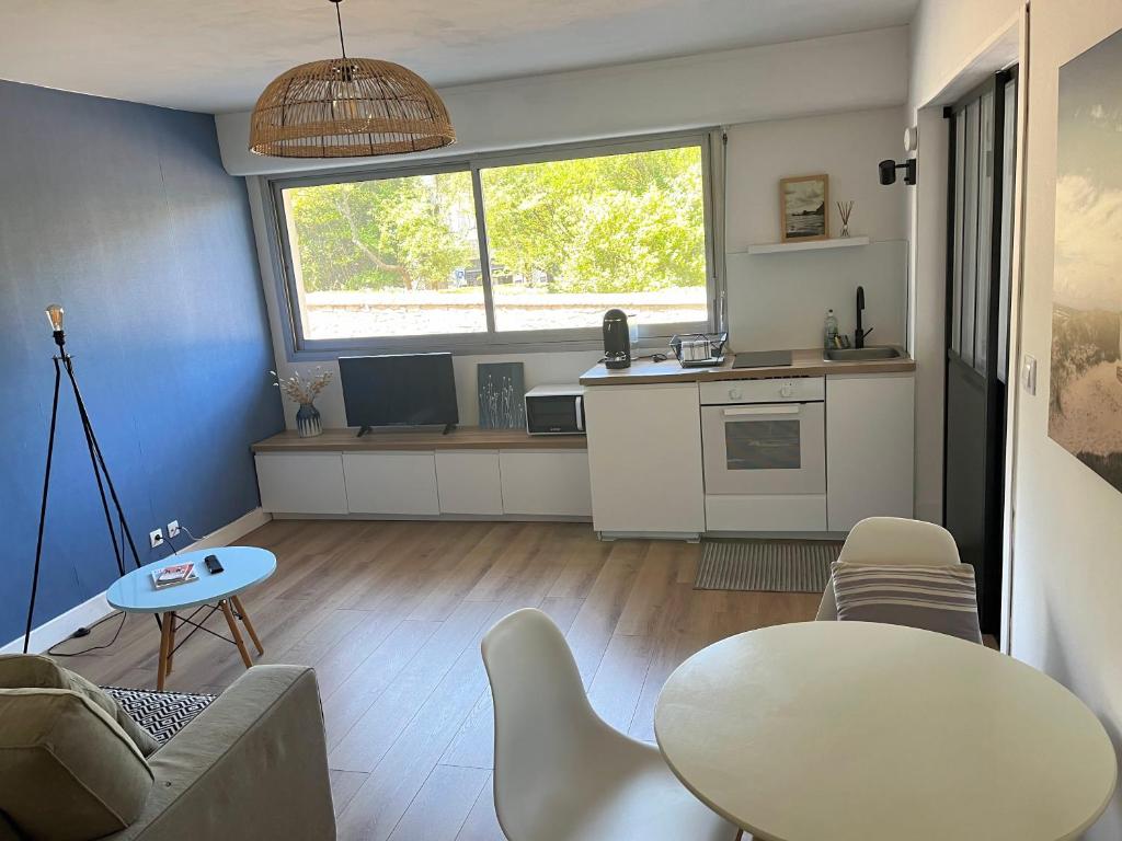 Appartement Halles de Biarritz 17 Avenue Victor Hugo, 64200 Biarritz