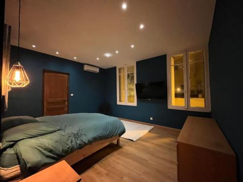 Appartement Haussmannien a 200m des Halles.