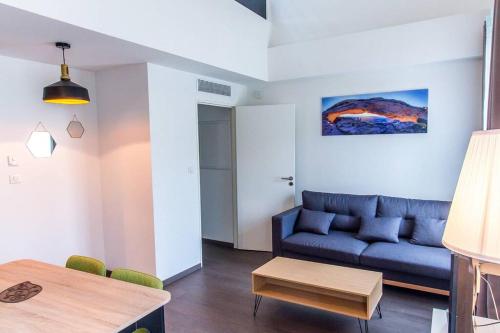 APPARTEMENT HAUSSMANNIEN TYPE LOFT, CLIMATISE - VIEUX-PORT-LE PANIER,