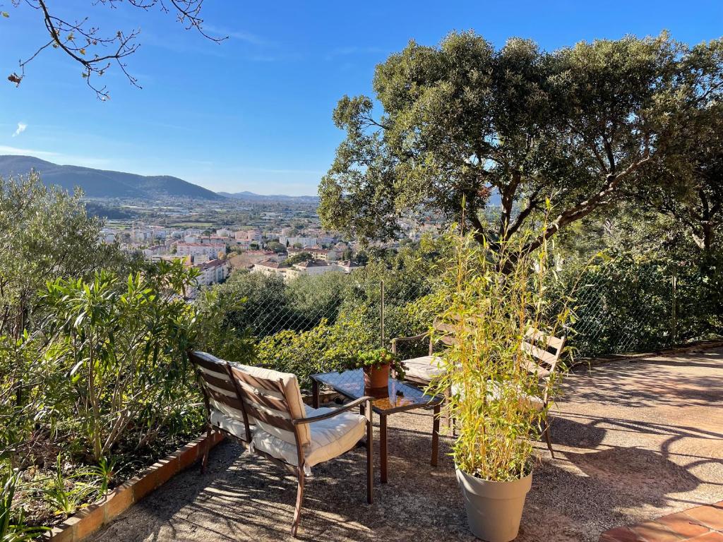 Appartement hauteur de Hyères 292 Chemin de la Porte Saint-Jean, 83400 Hyères