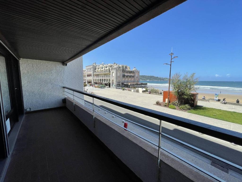 Appartement Appartement Hendaye, 2 pièces, 4 personnes - FR-1-104-140 RESIDENCE EDERRA 71 BOULEVARD DE LA MER 64700 Hendaye