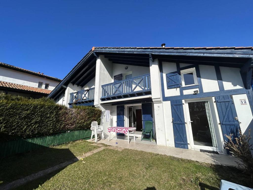 Appartement Appartement Hendaye, 3 pièces, 4 personnes - FR-1-104-180 CHEMIN ASCUBE FAGADY VILLA 12 64700 Hendaye