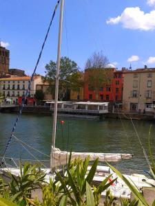 Appartement Appartement historique avec vue sur la rivière 14 Rue Louis Bages 34300 Agde Languedoc-Roussillon