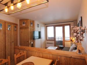 Appartement Huez, 2 pièces, 4 personnes - FR-1-405-219