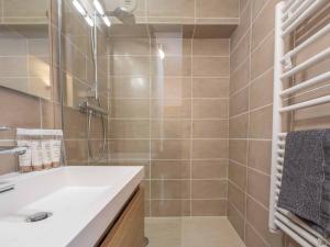 Appartement Huez, 2 pièces, 4 personnes - FR-1-645-28