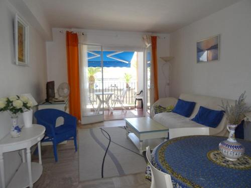 Appartement Hyères, 2 pièces, 4 personnes - FR-1-335-165