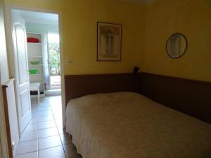 Appartement Hyères, 2 pièces, 4 personnes - FR-1-335-55