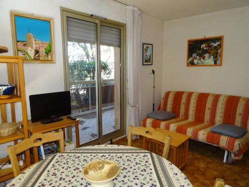 Appartement Hyères, 3 pièces, 4 personnes - FR-1-335-178