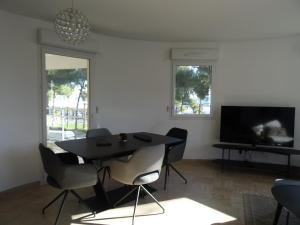 Appartement Appartement Hyères, 4 pièces, 6 personnes - FR-1-335-156 LE ROYAL SEA PALM BAT C 341 3, Rue des étrangers 83400 Hyères Provence-Alpes-Côte d\'Azur