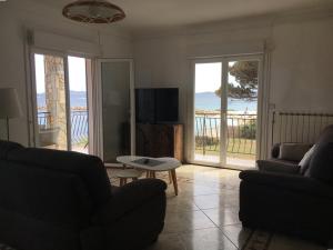 Appartement Hyères, 4 pièces, 6 personnes - FR-1-335-92