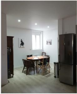 Appartement hyper-centre Epernay avec sauna et parking privé
