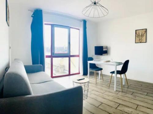 Appartement APPARTEMENT - HYPER CENTRE VILLE - 2 VOYAGEURS 6 Rue Saint-Charles 72000 Le Mans Pays de la Loire