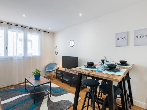 APPARTEMENT HYPERCENTRE PARKING GRATUIT WiFi NETFLIX AMAZON PRIME