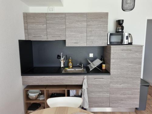 Appartement in Mimizan's center with pool & BBQ