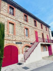 Appartement indépendant 4-6 personnes au milieu du vignoble de Gigondas
