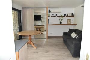 Appartement indépendant Rdc Villa Marseille 9ème