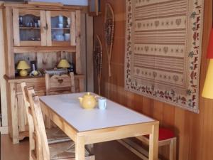 Appartement Appartement Isola 2000, 3 pièces, 6 personnes - FR-1-292-80 Immeuble Genepi - Le Hameau - 06420 Isola 2000 Provence-Alpes-Côte d\'Azur