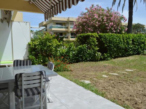 Appartement Juan les Pins, 2 pièces, 4 personnes - FR-1-252-109