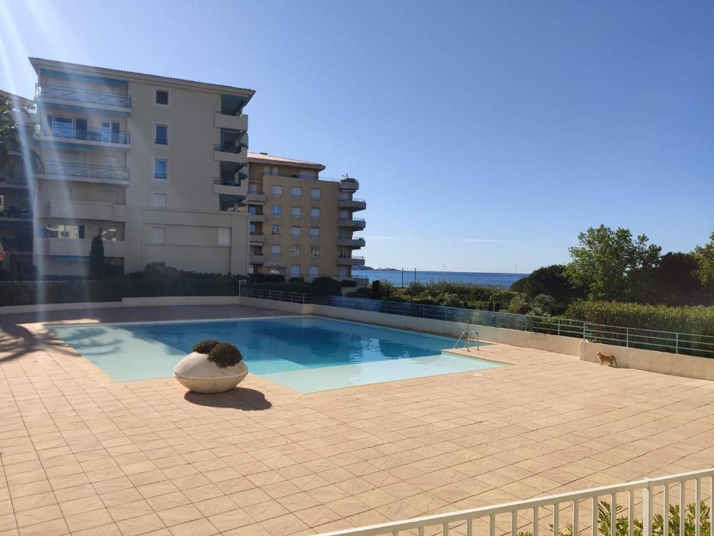 Appartement Juan les Pins, 2 pièces, 4 personnes - FR-1-252-158 55 avenue de Cannes, 06160 Juan-les-Pins