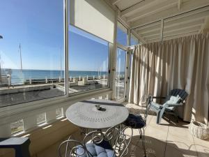 Appartement Jullouville, 2 pièces, 5 personnes - FR-1-361-48