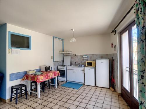Appartement Jullouville, 3 pièces, 4 personnes - FR-1-361-30