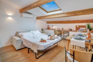 Appartement L'Hirondelle, Maison Authentique Provence