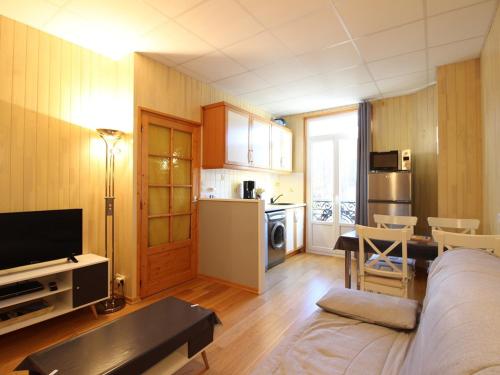 Appartement La Bourboule, 2 pièces, 4 personnes - FR-1-608-118
