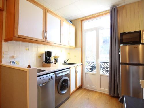 Appartement La Bourboule, 2 pièces, 4 personnes - FR-1-608-118