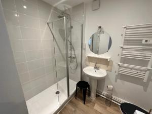 Appartement La Bourboule, 2 pièces, 4 personnes - FR-1-667-48