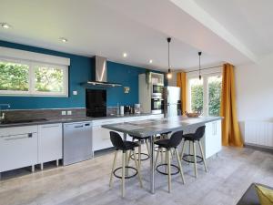 Appartement La Bourboule, 2 pièces, 5 personnes - FR-1-608-232