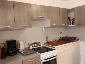 Appartement La Bourboule, 3 pièces, 4 personnes - FR-1-667-18